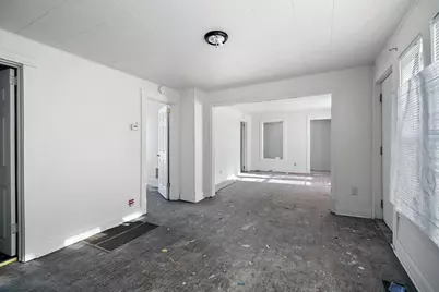 201 N Cottage Avenue, Kankakee, IL 60901 - Photo 3