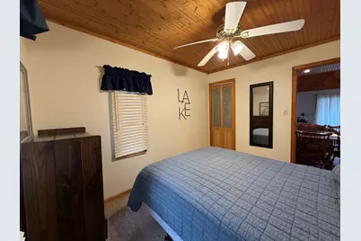 565 Lakeshore Drive N, Orangeville, IL 62939 - Photo 11