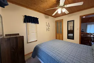 565 Lake Shore Dr N, Orangeville, IL 62939 - Photo 11