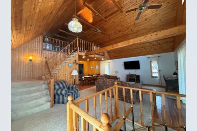 565 Lakeshore Drive N, Orangeville, IL 62939 - Photo 7