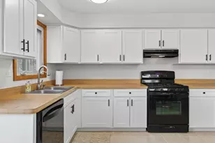 435 N Central Ave, Wood Dale, IL 60191 - Photo 13