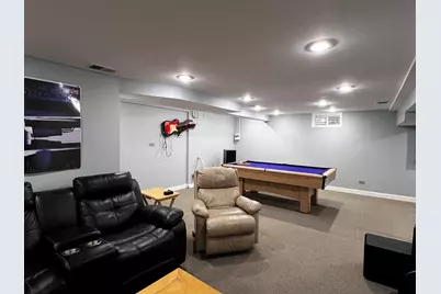 406 N Prospect Manor Avenue, Mount Prospect, IL 60056 - Photo 15