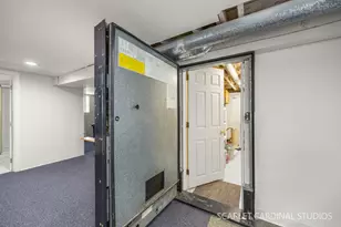 210 S Yale Ave, Villa Park, IL 60181 - Photo 17