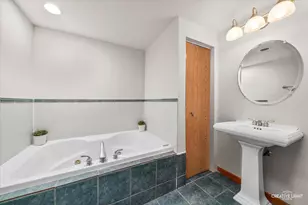 363 Cornwall Ave, South Elgin, IL 60177 - Photo 15