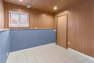 26235 N Walnut Ave, Mundelein, IL 60060 - Photo 17