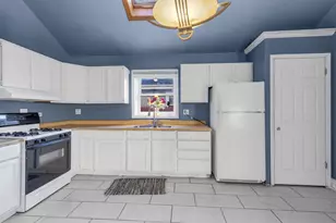 26235 N Walnut Ave, Mundelein, IL 60060 - Photo 7