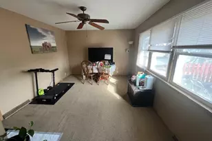 1061 Meadow Ln, Rochelle, IL 61068 - Photo 5