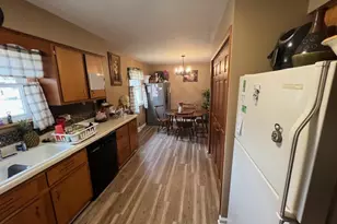 1061 Meadow Ln, Rochelle, IL 61068 - Photo 3