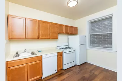 2482 N Lincoln Avenue #3, Chicago, IL 60614 - Photo 3