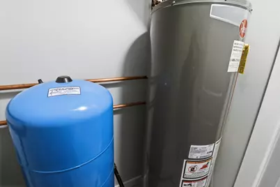 39470 N Woodland Avenue, Antioch, IL 60002 - Photo 17