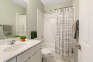 326 E 18th St, Chicago, IL 60616 - Photo 13