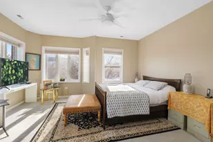 326 E 18th St, Chicago, IL 60616 - Photo 9