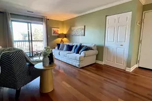 1442 Stonebridge Cir, Wheaton, IL 60189 - Photo 5