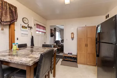 929 E Water Street, Pontiac, IL 61764 - Photo 11