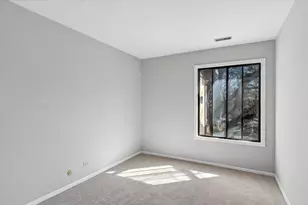 1733 Harrow Ct, Wheaton, IL 60189 - Photo 13