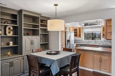 1733 Harrow Court #B, Wheaton, IL 60189 - Photo 3