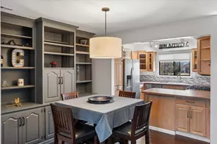 1733 Harrow Ct, Wheaton, IL 60189 - Photo 3