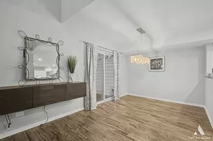 15513 Westminster Dr, Orland Park, IL 60462 - Photo 11