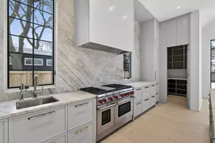 759 Strawberry Hill Dr, Glencoe, IL 60022 - Photo 17