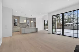 759 Strawberry Hill Dr, Glencoe, IL 60022 - Photo 13