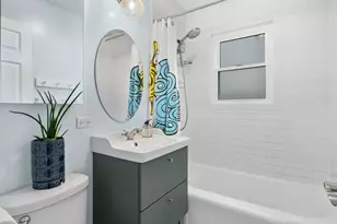 918 S Cambridge Ave, Elmhurst, IL 60126 - Photo 13