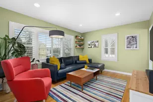 918 S Cambridge Ave, Elmhurst, IL 60126 - Photo 5