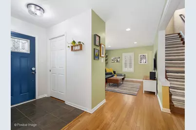 918 S Cambridge Avenue, Elmhurst, IL 60126 - Photo 3