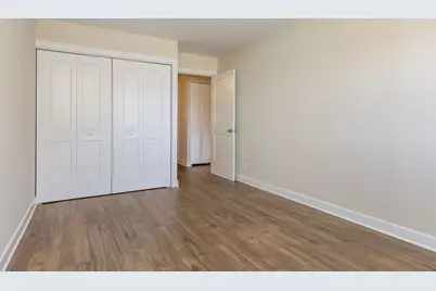 1501 Darien Lake Drive #201, Darien, IL 60561 - Photo 15