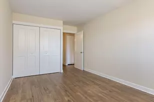 1501 Darien Lake Dr, Darien, IL 60561 - Photo 15