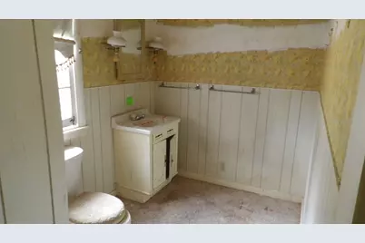 107 Charles Street, Rosiclare, IL 62982 - Photo 11