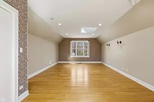 98 Williamsburg Rd, Evanston, IL 60203 - Photo 11