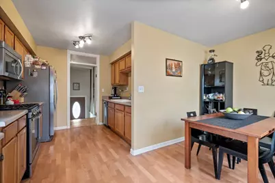 517 Longwood Drive, Buffalo Grove, IL 60089 - Photo 7