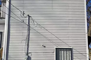 8103 S Muskegon Ave, Chicago, IL 60617 - Photo 5