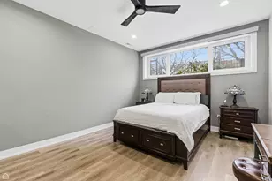 327 S Leavitt St, Chicago, IL 60612 - Photo 19