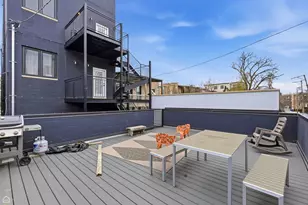 327 S Leavitt St, Chicago, IL 60612 - Photo 9