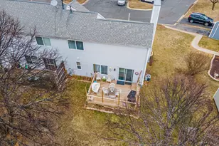 2321 Aspen Dr, Woodstock, IL 60098 - Photo 3