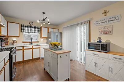 2321 Aspen Drive, Woodstock, IL 60098 - Photo 13