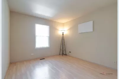 204 N Crooked Lake Lane, Lindenhurst, IL 60046 - Photo 29