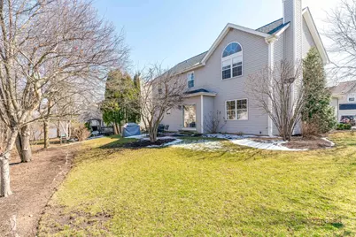 204 N Crooked Lake Lane, Lindenhurst, IL 60046 - Photo 37