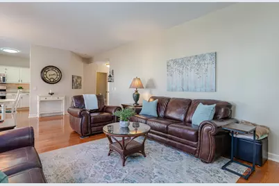 204 N Crooked Lake Lane, Lindenhurst, IL 60046 - Photo 19