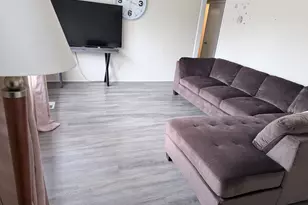 404 N Kinzie St, Thornton, IL 60476 - Photo 7