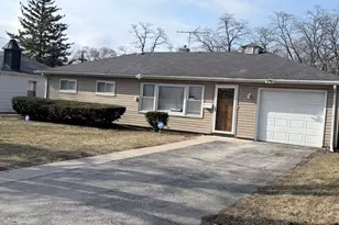 404 N Kinzie St, Thornton, IL 60476 - Photo 1