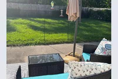 404 N Kinzie Street, Thornton, IL 60476 - Photo 5