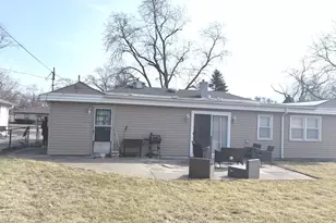 404 N Kinzie St, Thornton, IL 60476 - Photo 3