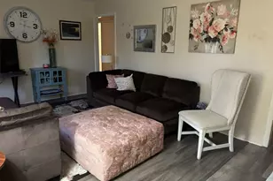 404 N Kinzie St, Thornton, IL 60476 - Photo 7