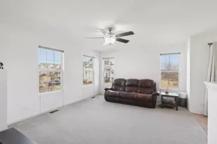 1147 Piccolo Ln, Volo, IL 60073 - Photo 5