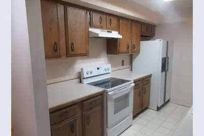 [Address not provided], Crystal Lake, IL 60014 - Photo 7