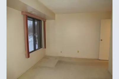 [Address not provided], Crystal Lake, IL 60014 - Photo 13