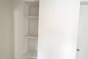 3933 N Clarendon Ave, Chicago, IL 60613 - Photo 9