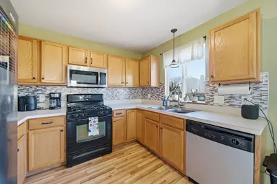 1408 Chestnut Lane, Yorkville, IL 60560 - Photo 5